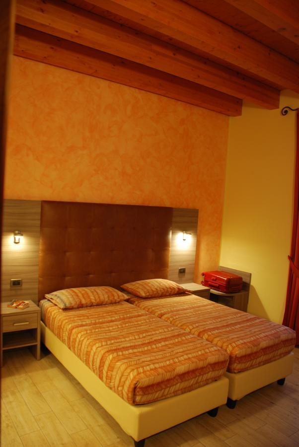 Agriturismo Le Risaie Basiglio Εξωτερικό φωτογραφία